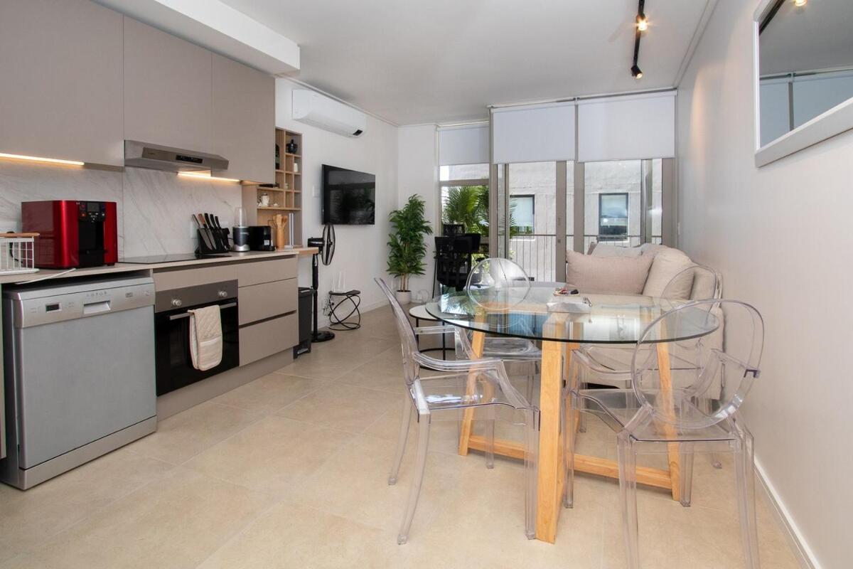 Luxury Urban Retreat Point Cape Town