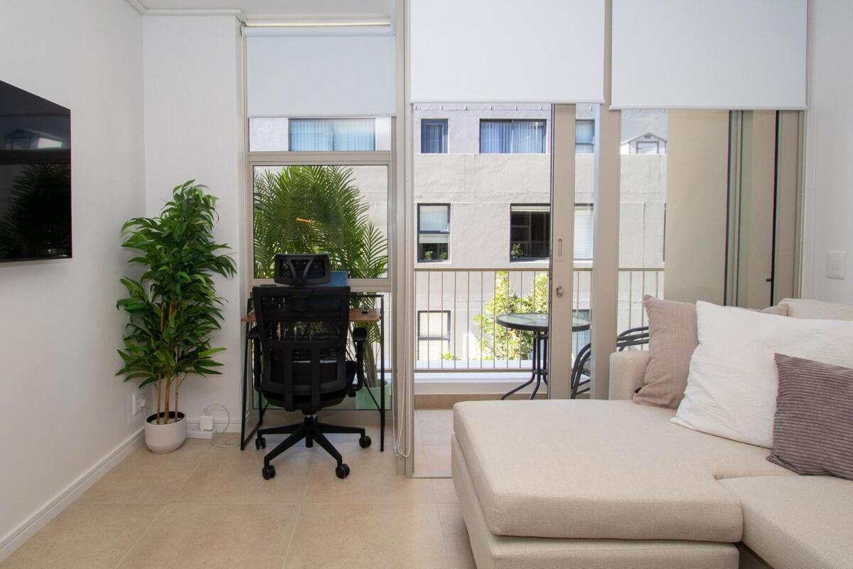 Luxury Urban Retreat Point Cape Town