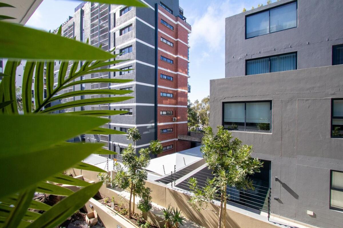 Luxury Urban Retreat Point Cape Town